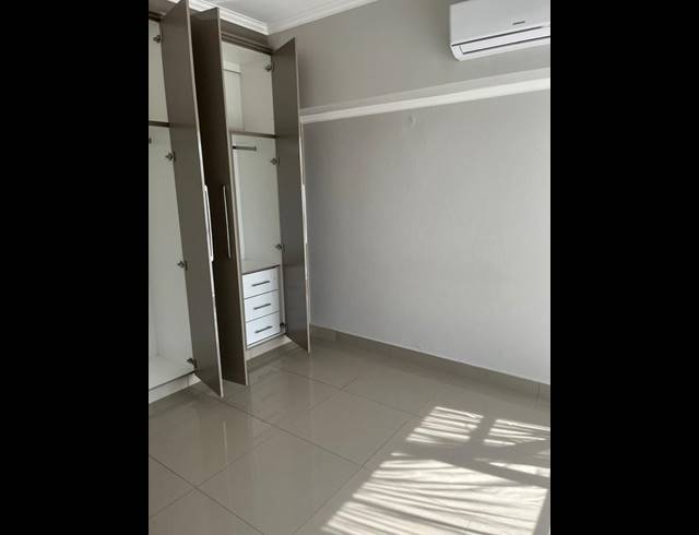 1 BEDROOM PROPERTY TO RENT IN OVERPORT